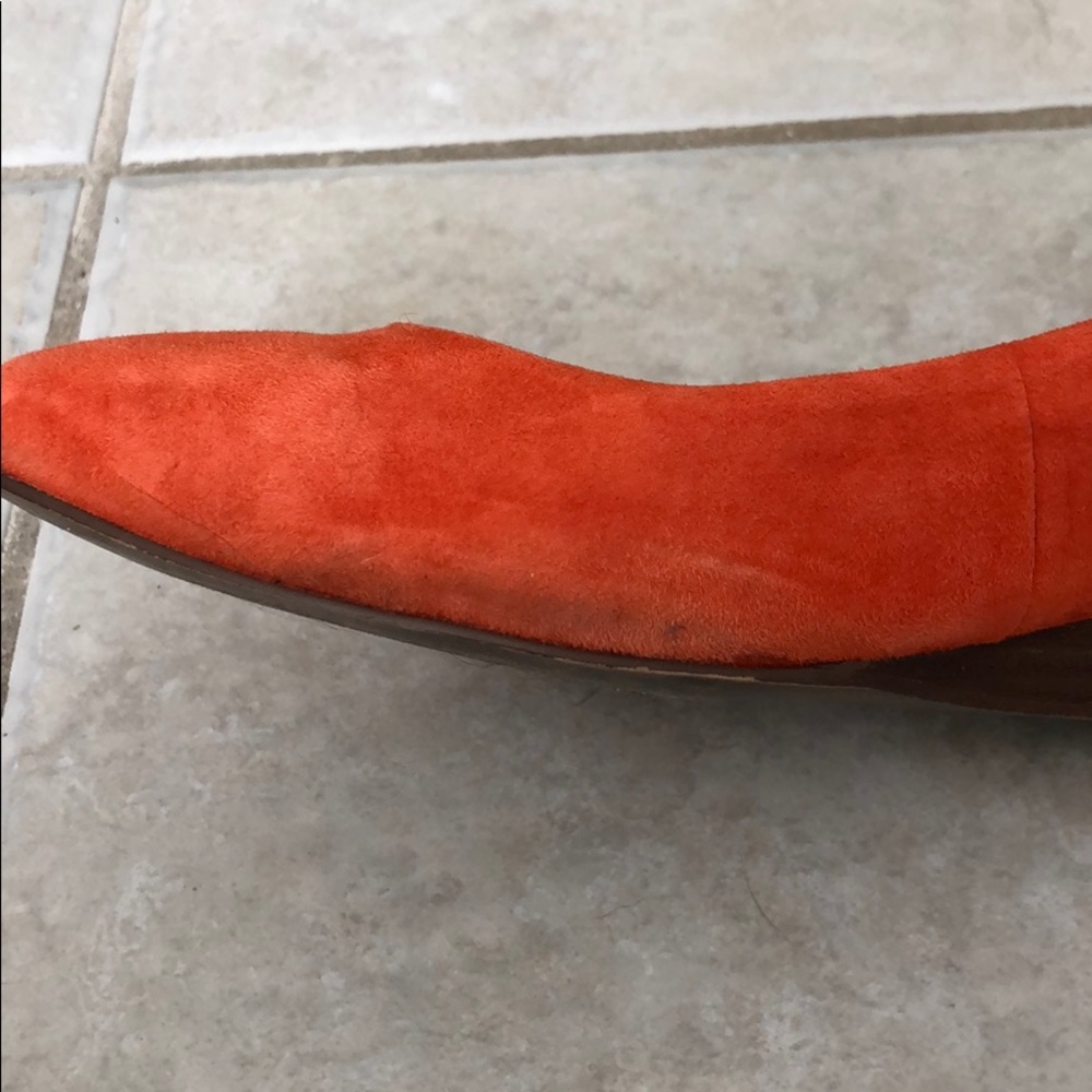 Orange Flats - Picture 4 of 6